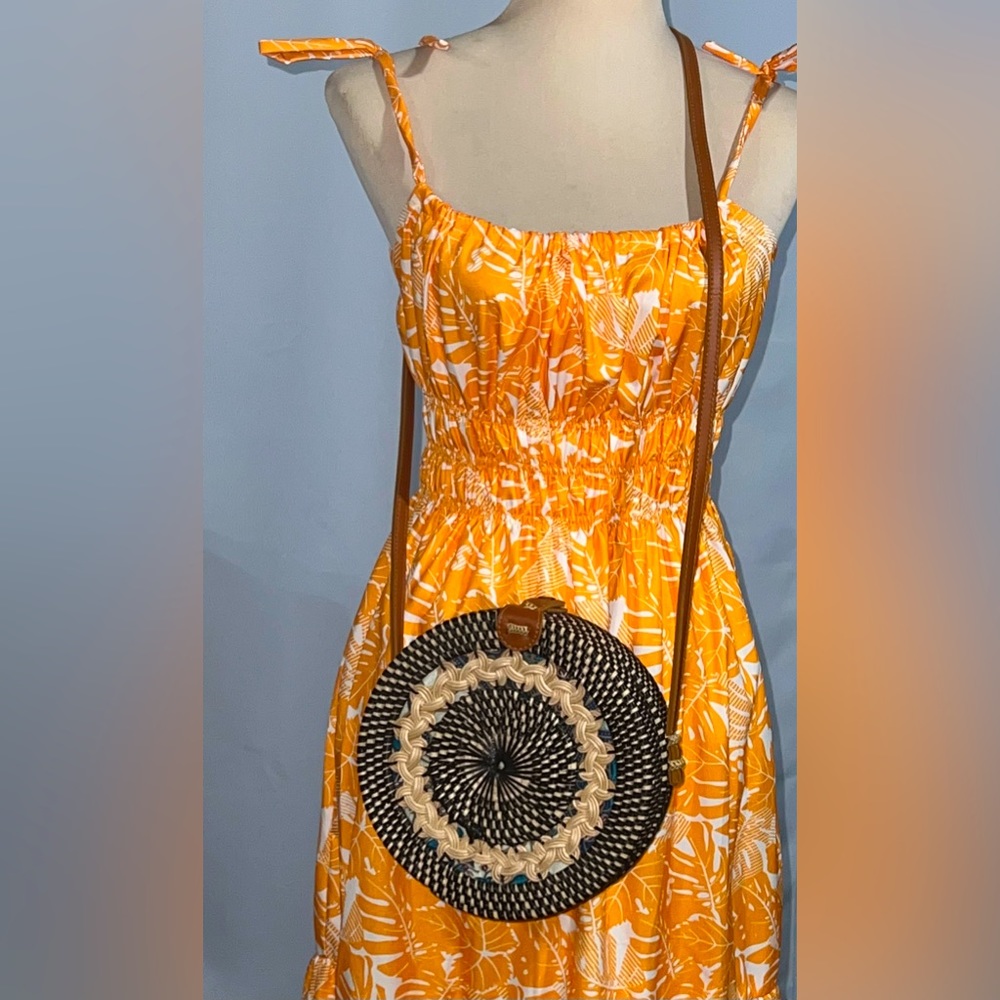 Round Rattan Bag With Shoulder leather Strap